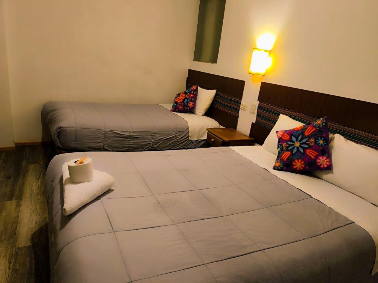 Hostal Balcon De Piedra Urubamba Esterno foto