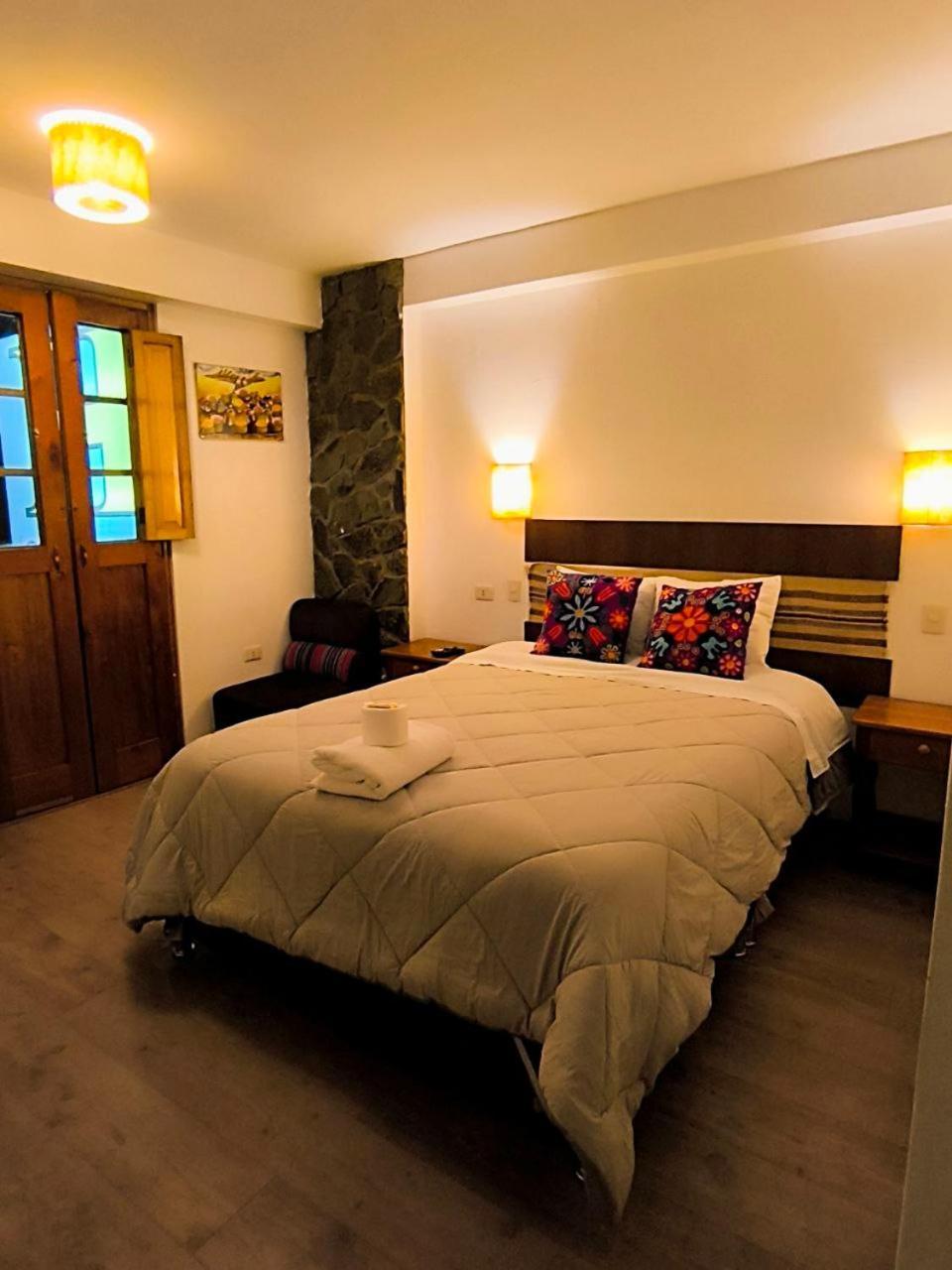 Hostal Balcon De Piedra Urubamba Esterno foto
